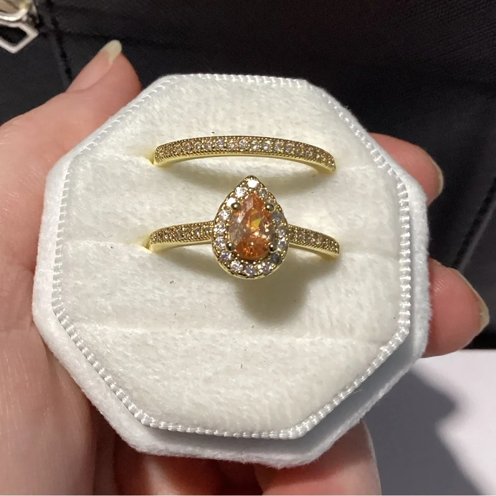 - 💋Beautiful 10k Gold Pear Cut WaterDrop Morganite Diamond Halo 2 Piece Set